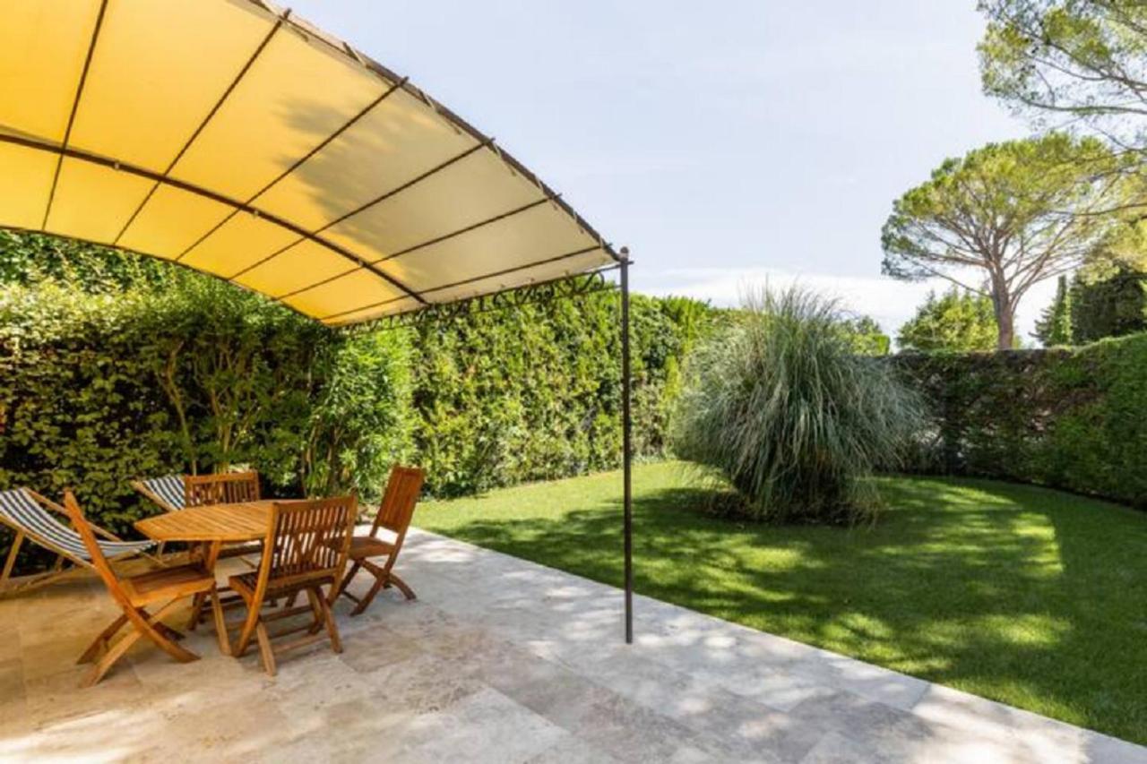 La Bastide De L Etang Apartment L'Isle-sur-la-Sorgue Bagian luar foto