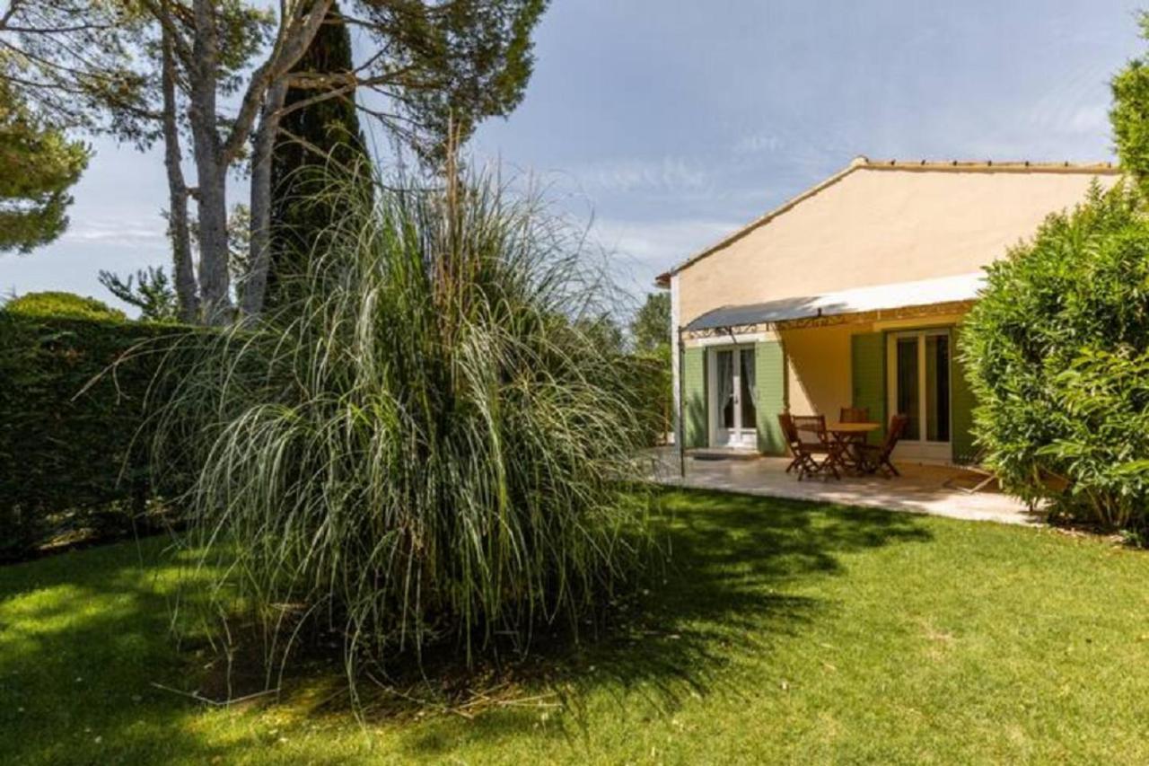 La Bastide De L Etang Apartment L'Isle-sur-la-Sorgue Bagian luar foto