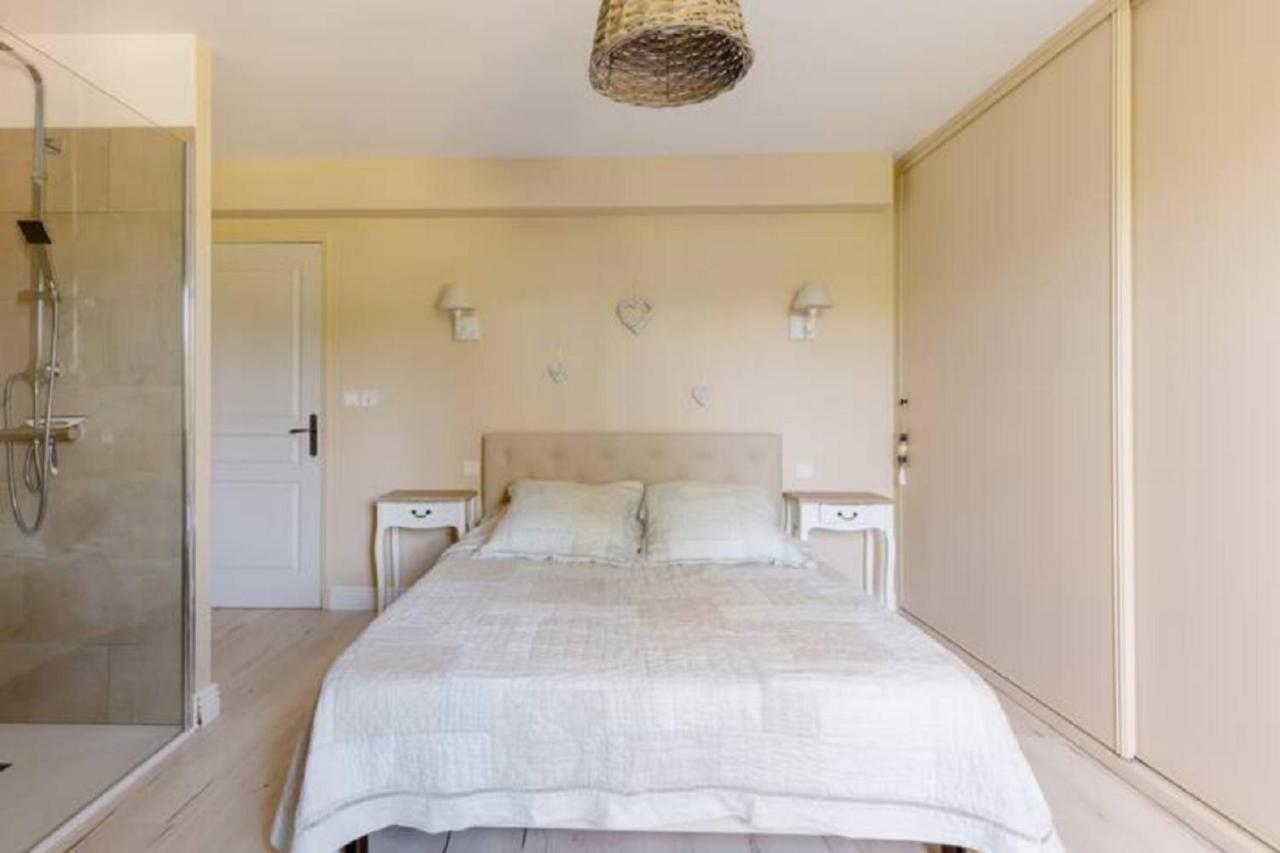 La Bastide De L Etang Apartment L'Isle-sur-la-Sorgue Bagian luar foto