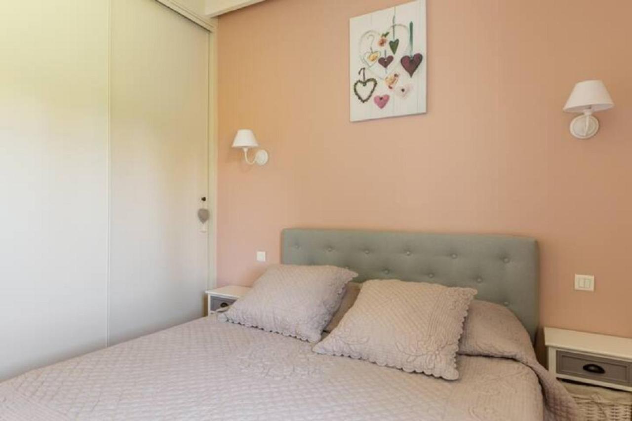 La Bastide De L Etang Apartment L'Isle-sur-la-Sorgue Bagian luar foto
