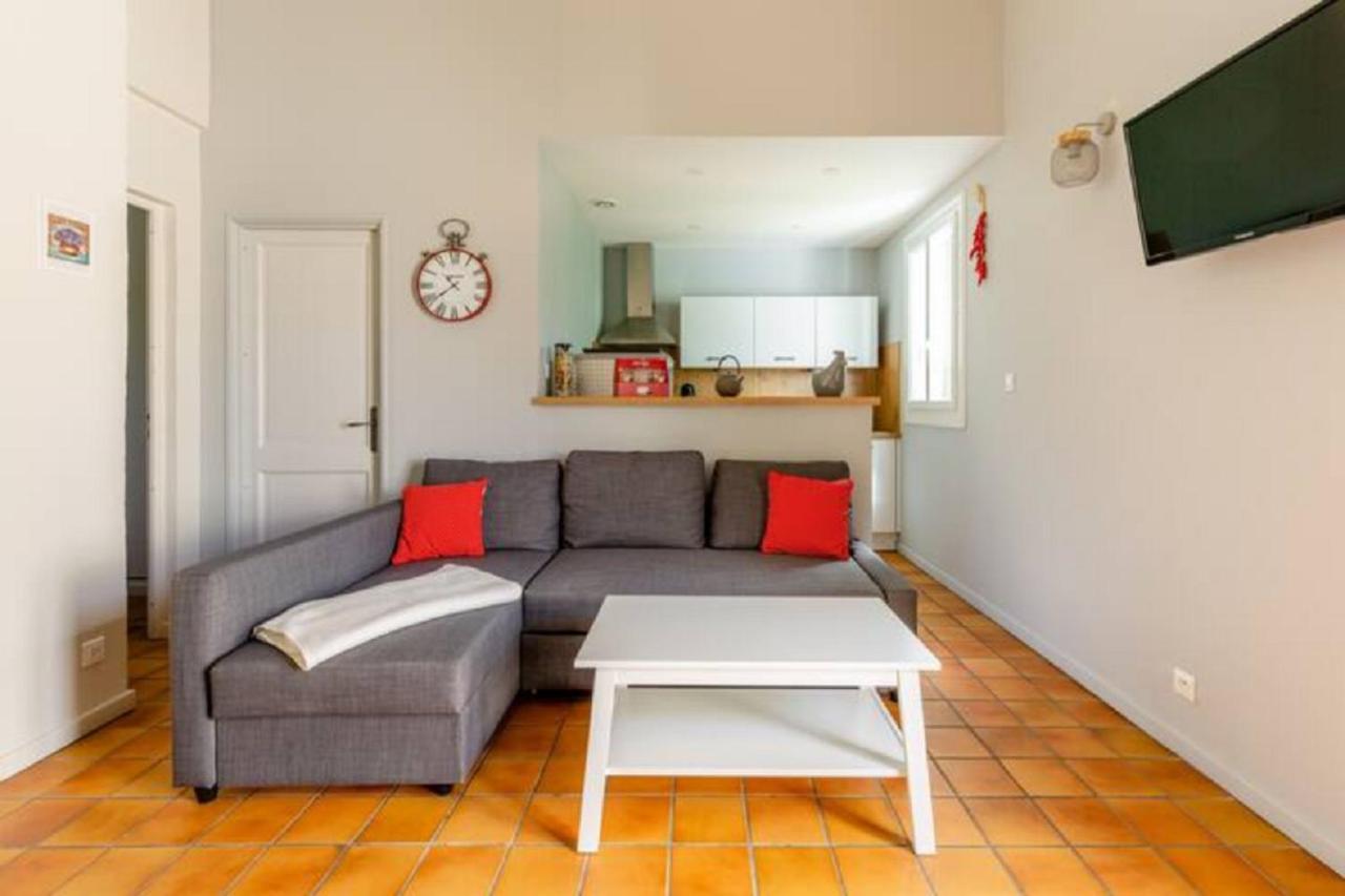 La Bastide De L Etang Apartment L'Isle-sur-la-Sorgue Bagian luar foto
